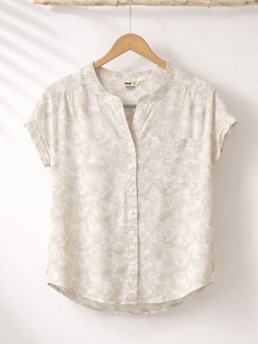 Far West Floral Button-Up Blouse | Linen blend | Size XS